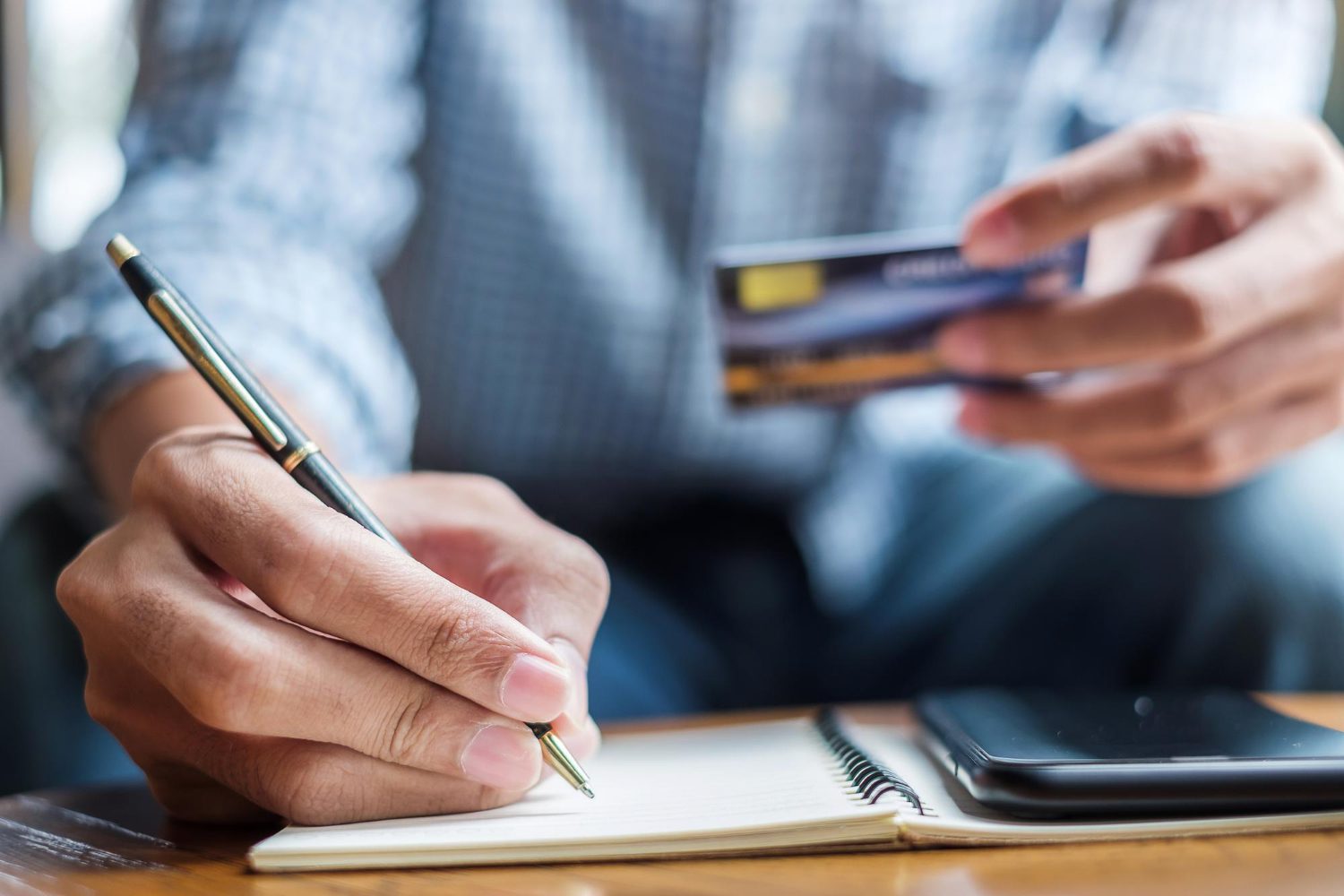 do banks run credit checks for business bank accounts